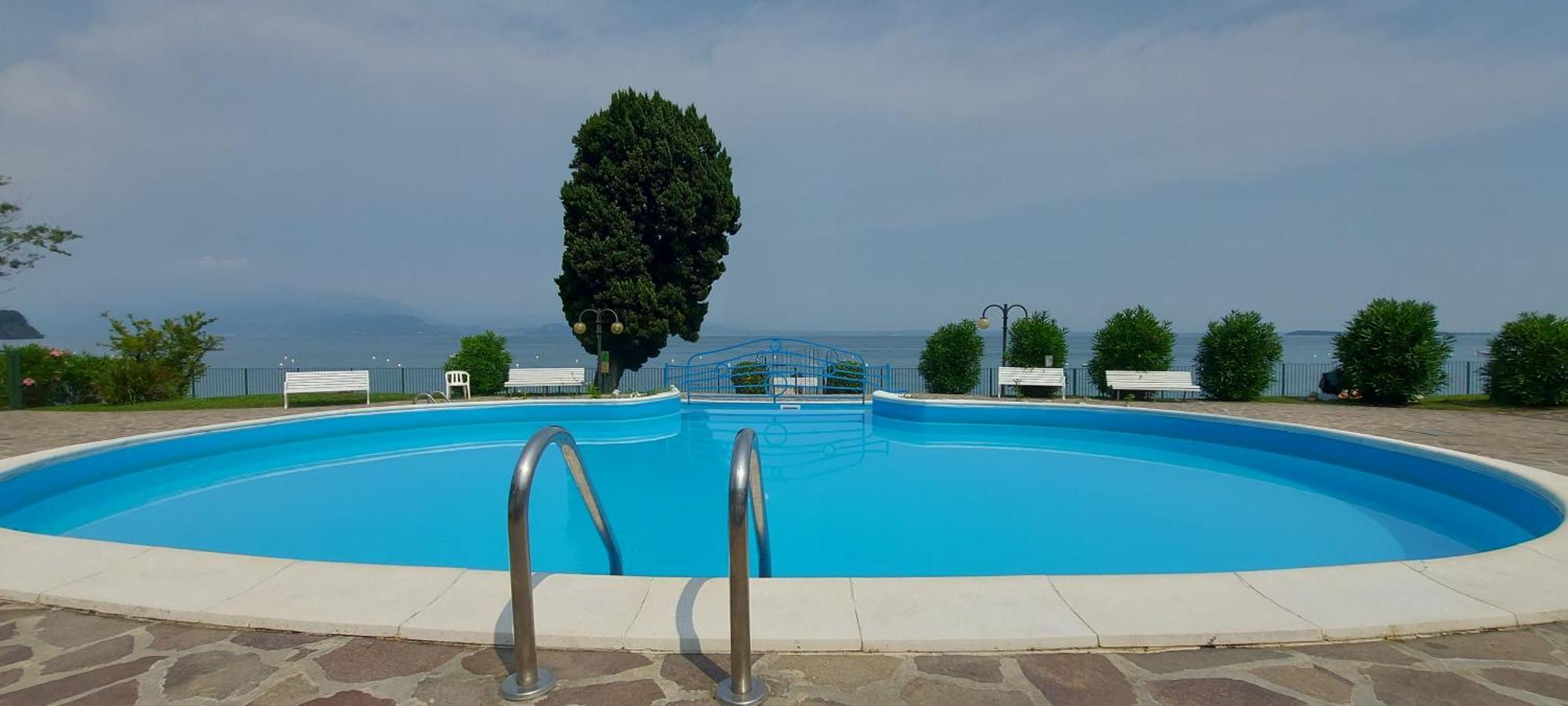 Hotel Florence Манерба-дель-Гарда Номер фото