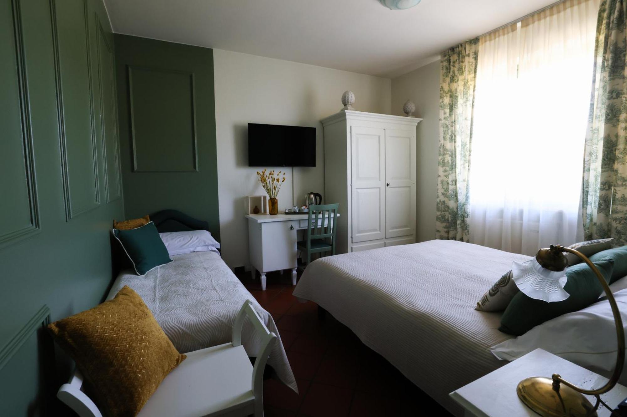 Hotel Florence Манерба-дель-Гарда Екстер'єр фото